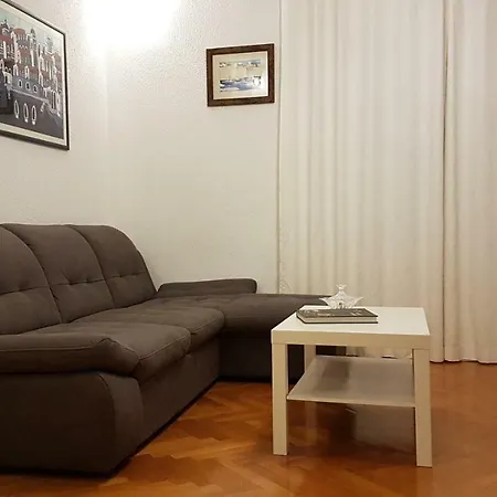 Apartment Quiet Escape