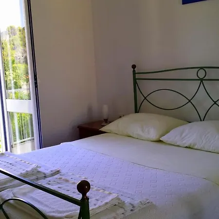 Quiet Escape Apartment *