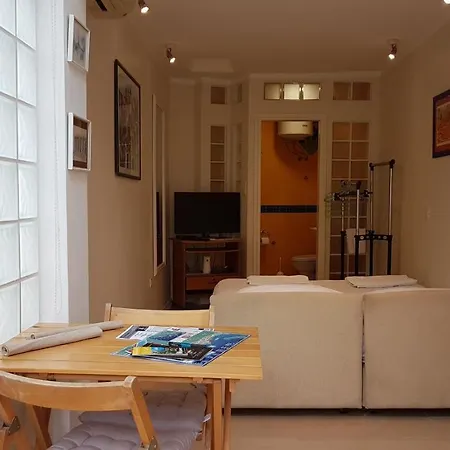 Apartment Quiet Escape